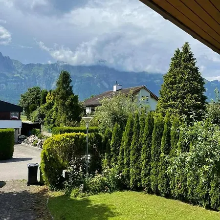 Luxury House With Big Garden And Mountain View