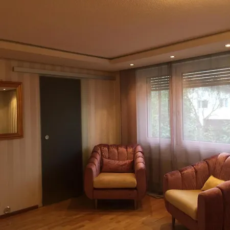Luxury House With Big Garden And Mountain View Haag